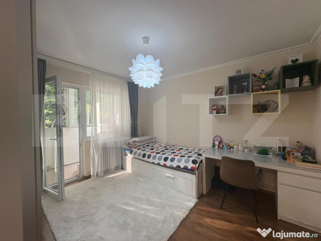 Apartament cu 3 camere si 2 bai in zona Parang