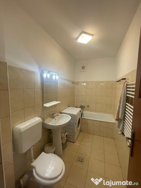 Apartament 2 camere|loc de parcare inclus in pret !