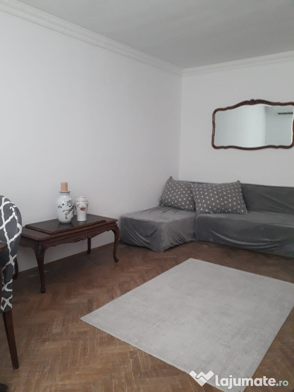 Apartament situat chiar pe Aleea Circului, parc, 3 camere, etaj 2/4