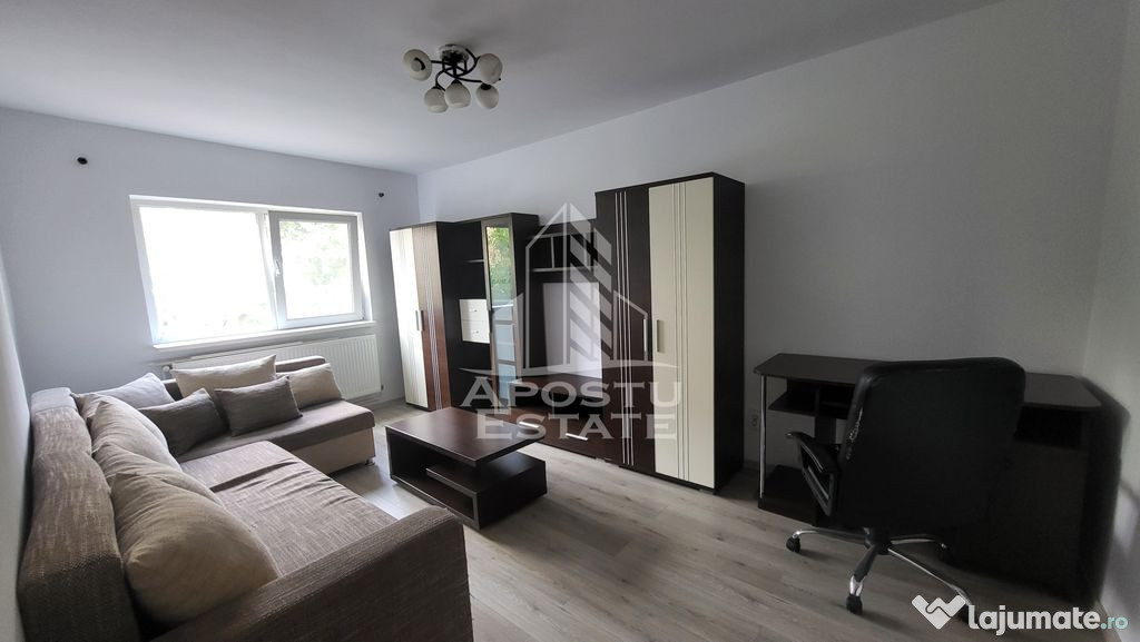 Apartament 3 camere, in zona Lipovei