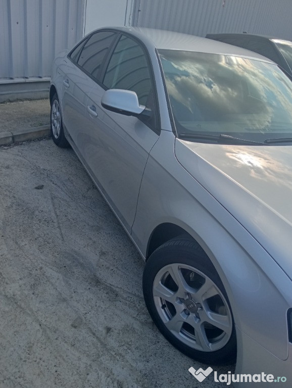 Vând Audi A4 ,B8 an 2010