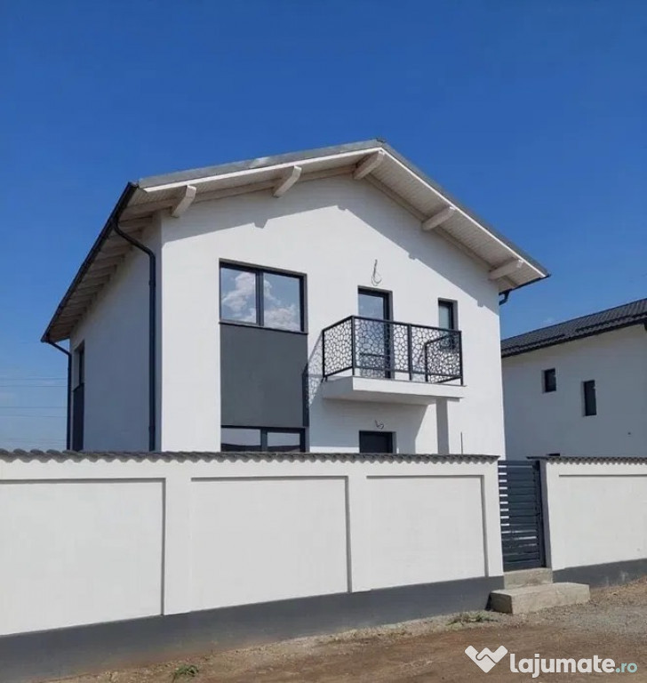 Casa individuală P+1, 5 camere, Balotești