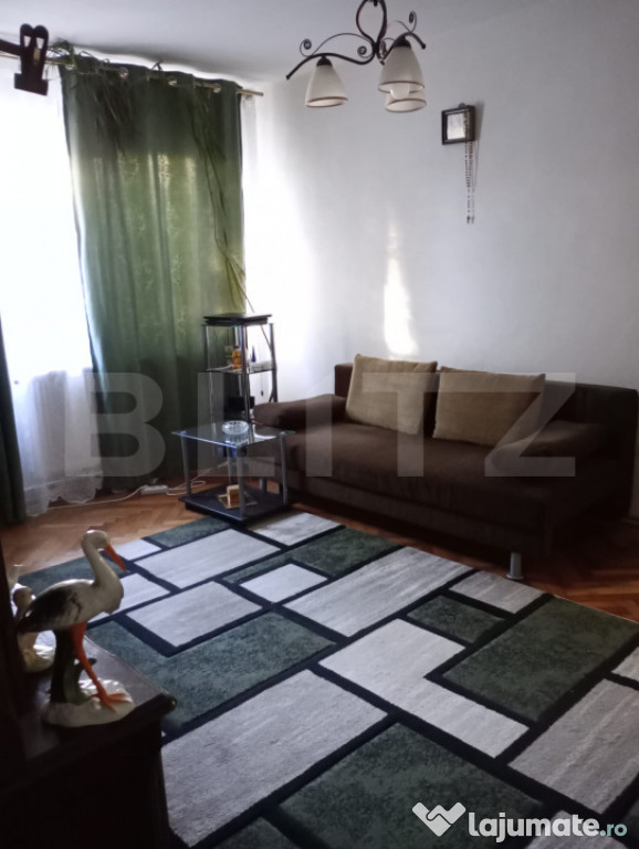 Apartament cu 2 camere, semidecomandat, 48mp
