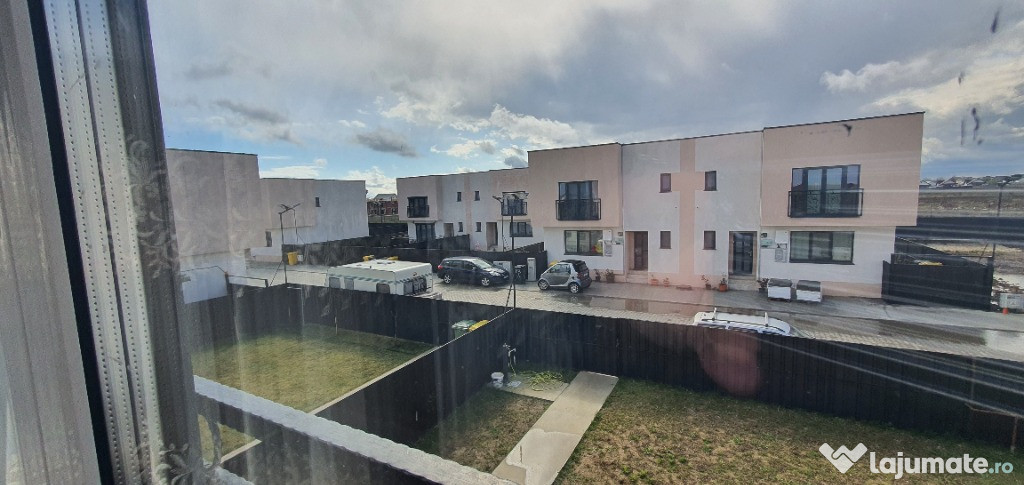 De inchiriat – Casa spatioasa cu 4 camere Cartier rezidential