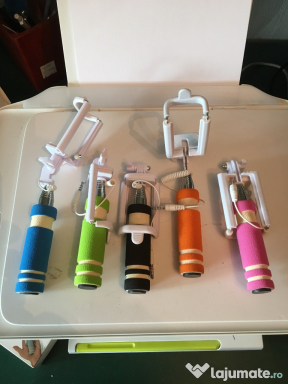 Selfie stick extensibile mobil sau la aratator tabla