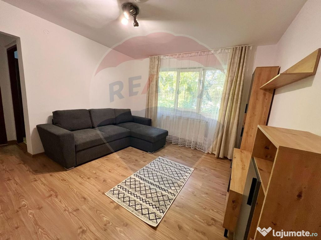 Apartament cu 2 camere de închiriat în zona Ultracentral
