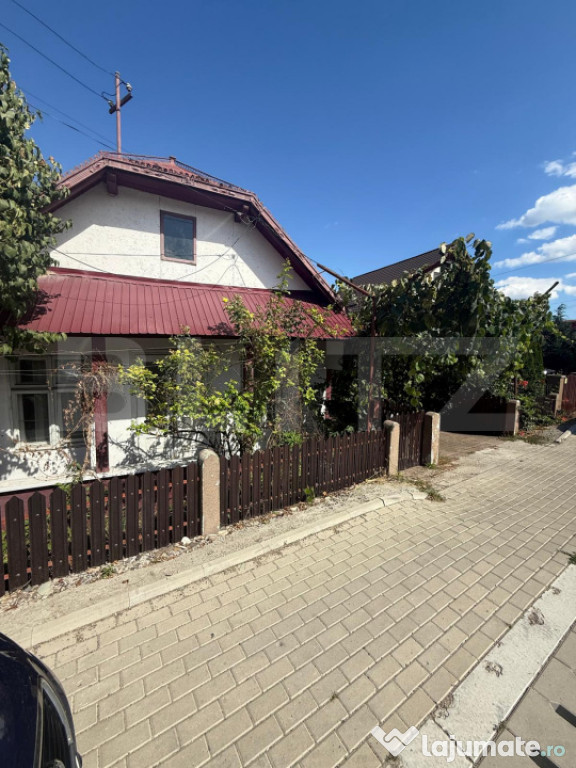 Casa parter, 83 mp utili, 950 mp teren, Ipotești - Centru (