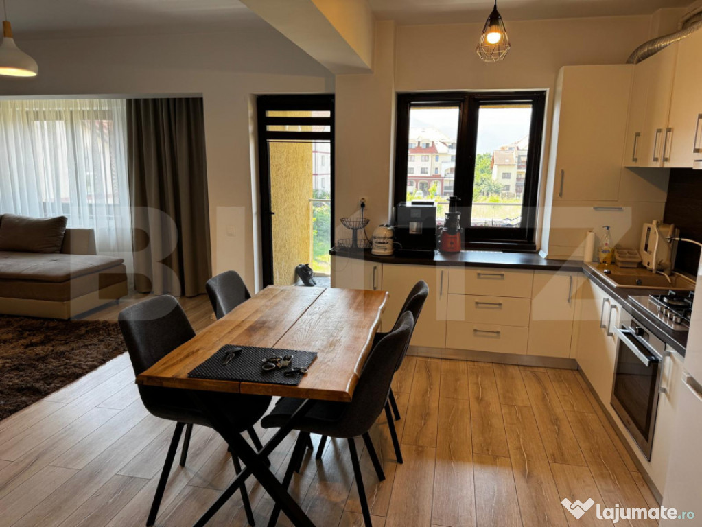 APARTAMENT 3 CAMERE, 2023,Et Intermediar TRACTORUL