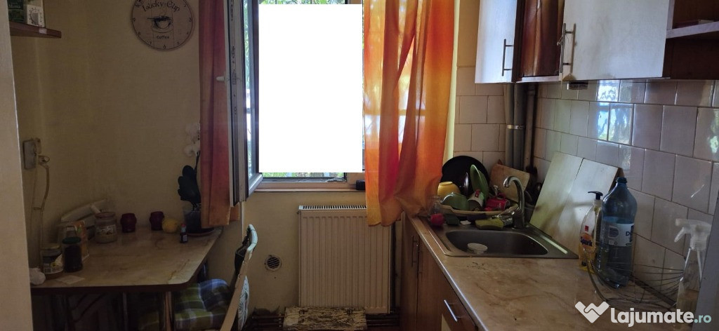 Victoriei, 3 camere, parter