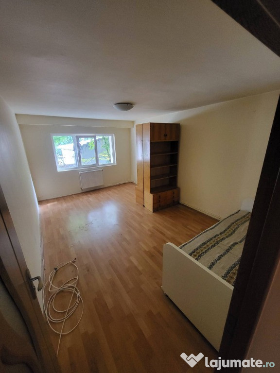 Apartament 2 camere Plopilor