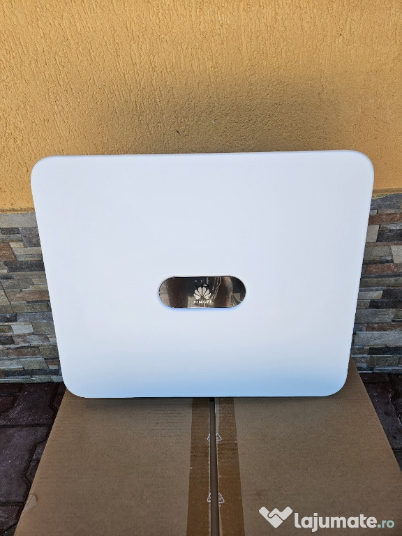 Invertor Huawei 25K MBO HIBRID TRIFAZAT