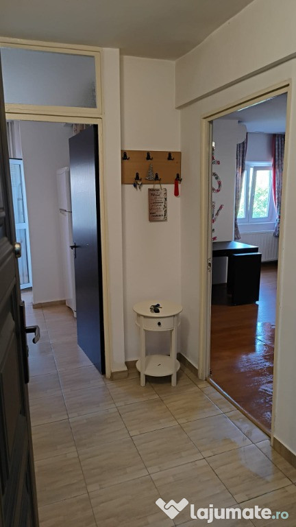 Garsoniera de inchiriat