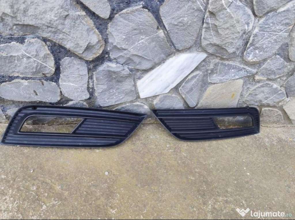Grile proiectoare Audi A4 B8.5