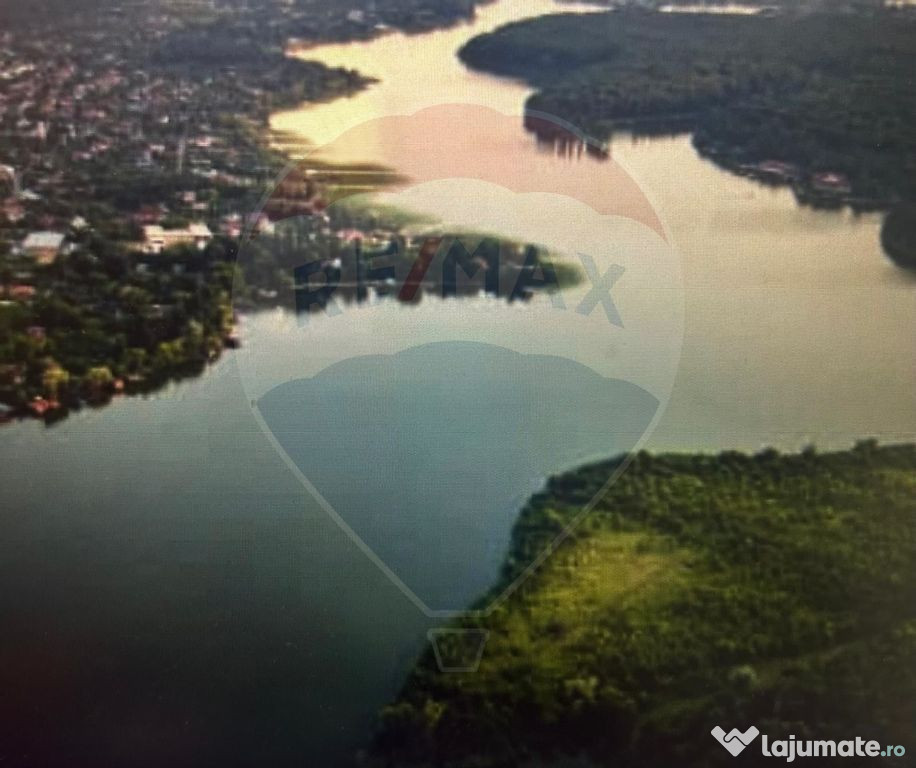Teren cu deschidere la lac 1,430mp