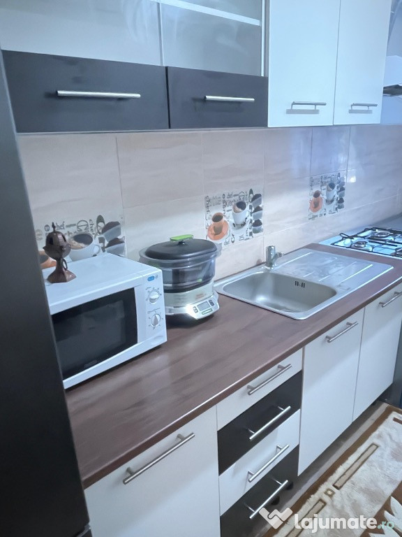 Apartament 2 camere central, Garii, decomandat
