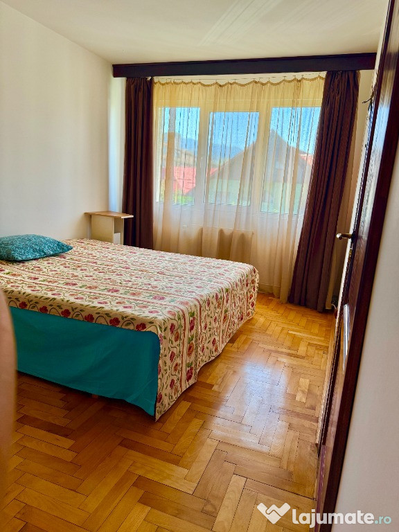 Inchiriez apartament 2 camere Brasov, langa centru