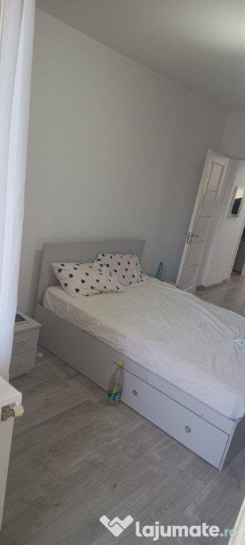 Apartament cu 3 camere zona Tatarasi,totul nou liber