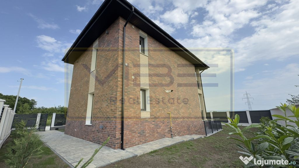 Casa individuala PREMIUM D+P+E 419mp teren, Miroslava