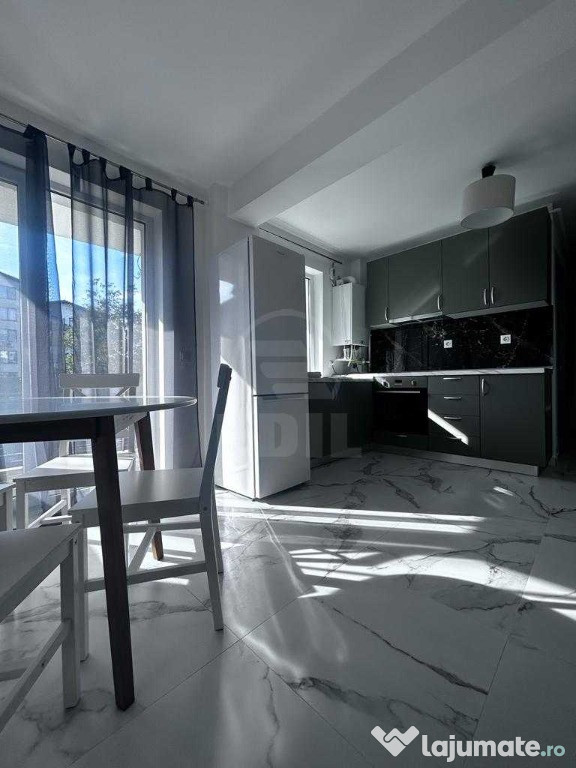 Apartament cu trei camere zona Tineretului