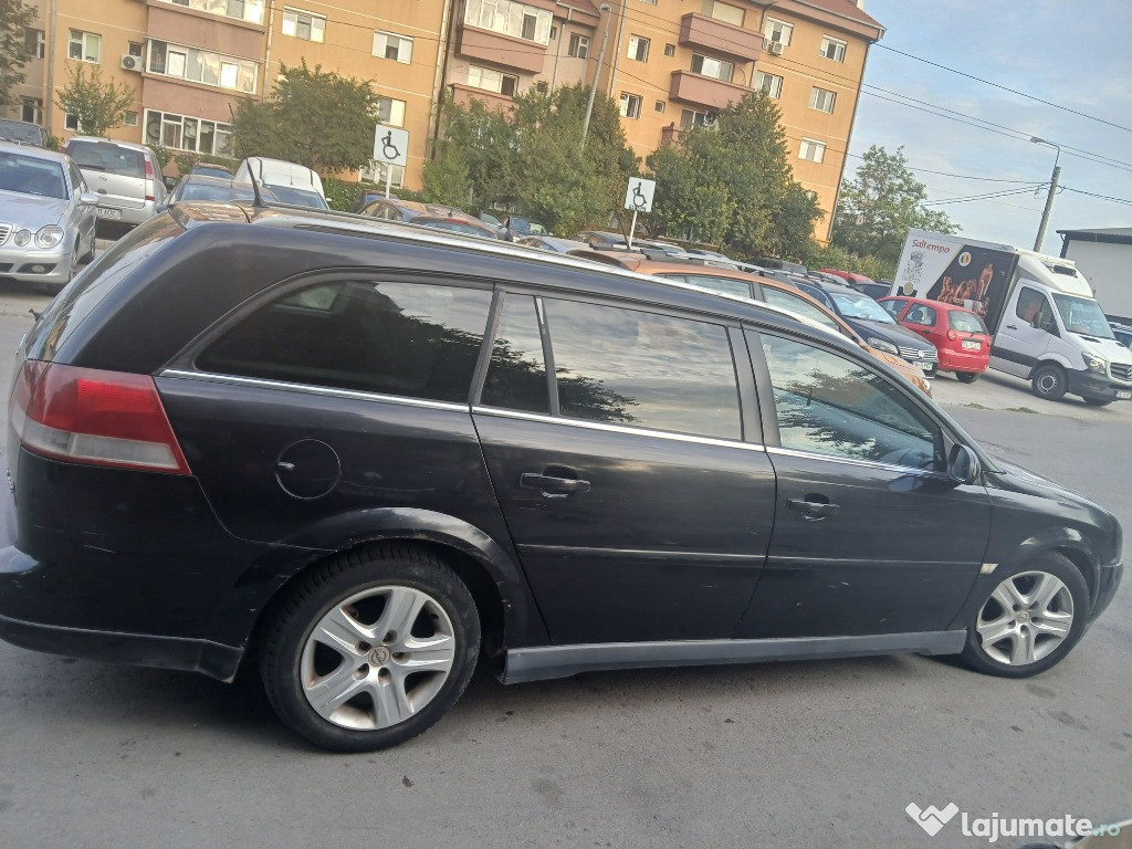 Vănd/schimb opel Vectra functionabila
