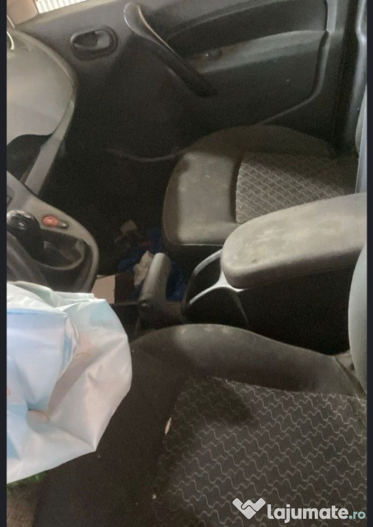 Dezmembrez Renault Kangoo 1.5 Diesel