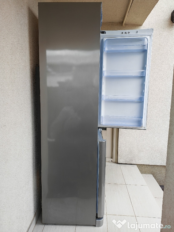 Combină frigorifică Indesit