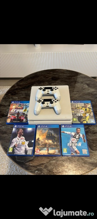 Ps4 Slim cu 2 Manete și 5 jocuri