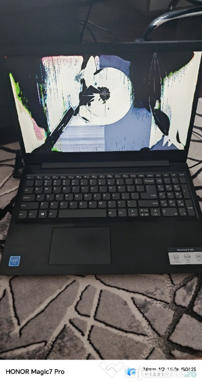 Laptop Lenovo IdeaPad S145 Intel, Windows 11 Pro, ecran spart.