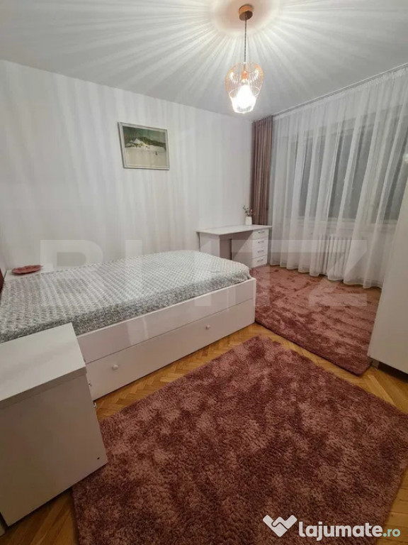 Apartament 3 camere, decomandat, 80 mp, zona strazii Ciucas