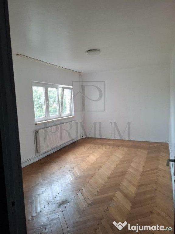 Lipovei- Apartament 2 camere, etaj intermediar, decomandat,