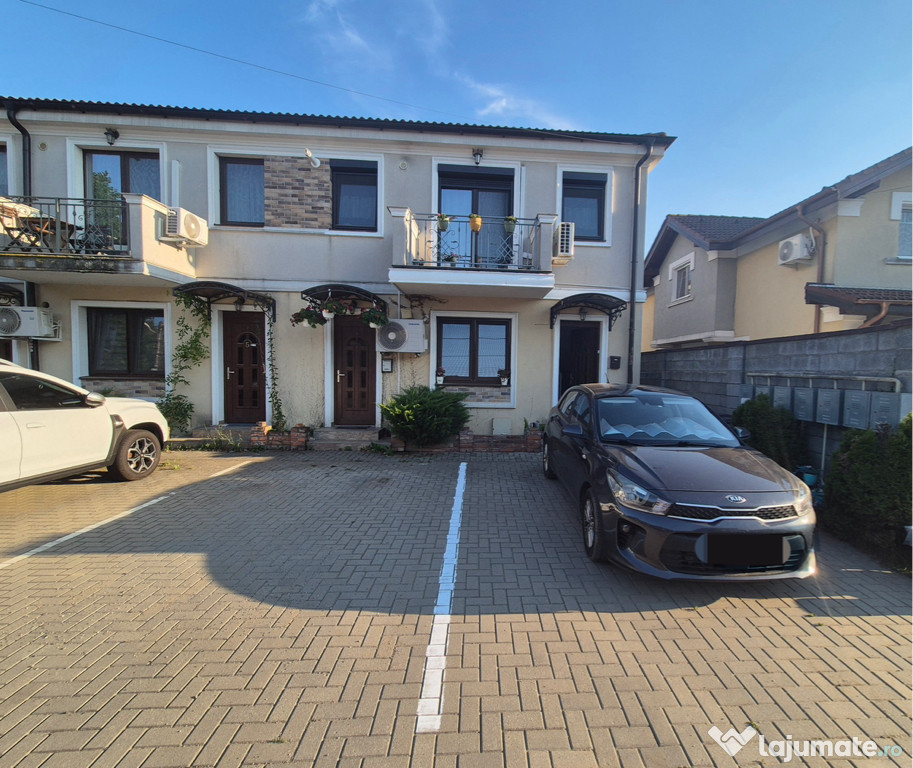 Vand apartament 3 camere