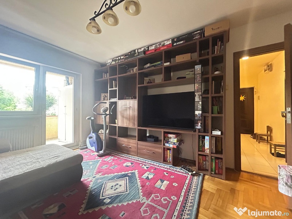 Tractorul - apartament 4 camere, 2 bai, etaj 1/4 , balcon, parcare!
