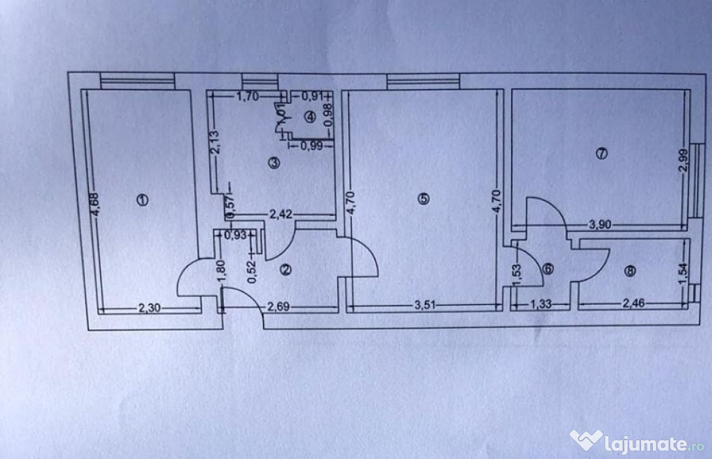 APARTAMENT cu 3 camere str Isaccei -PARTER