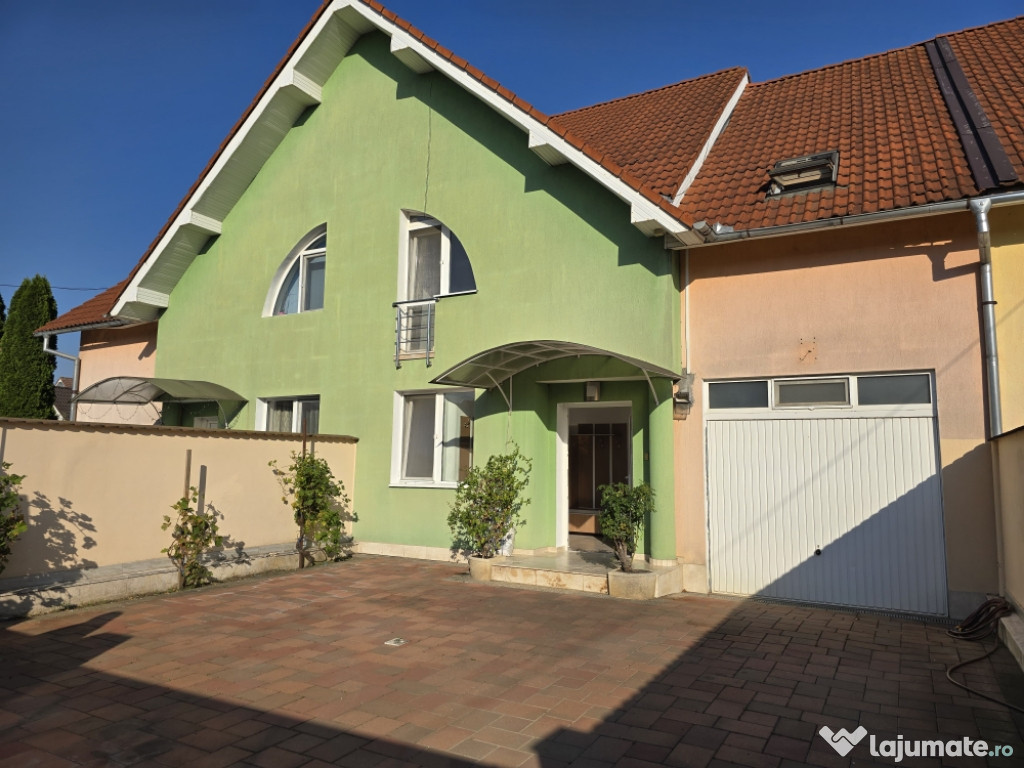 Vand casa zona Dedeman