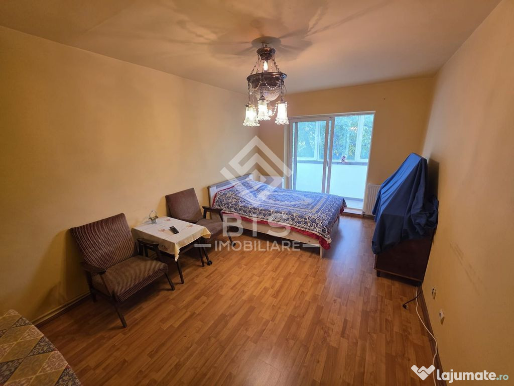 Apartament 3 camere zona Stefan Cel Mare