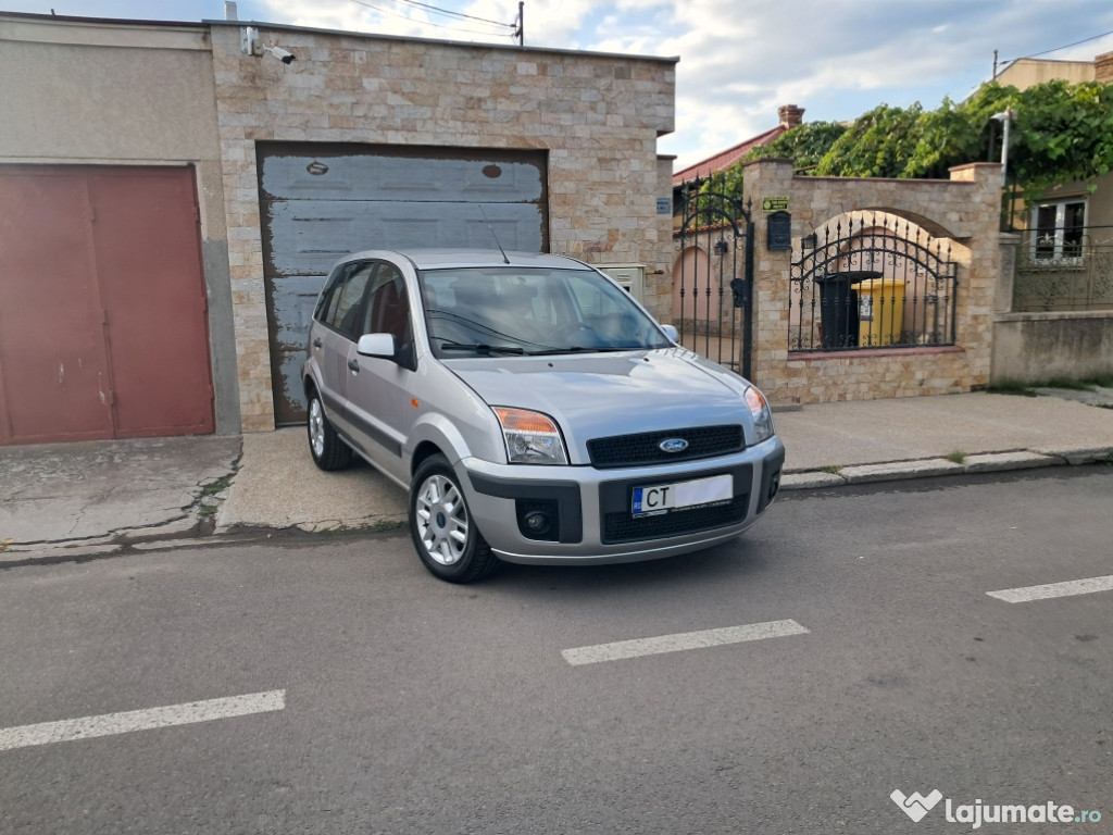 Ford Fusion • 2009 • 88 .000 KM • • Unic Proprietar • Full•