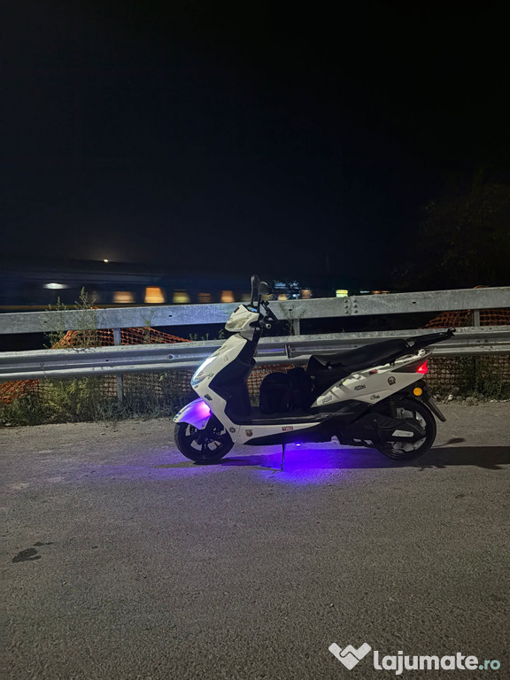 Vand scuter kuba gt5