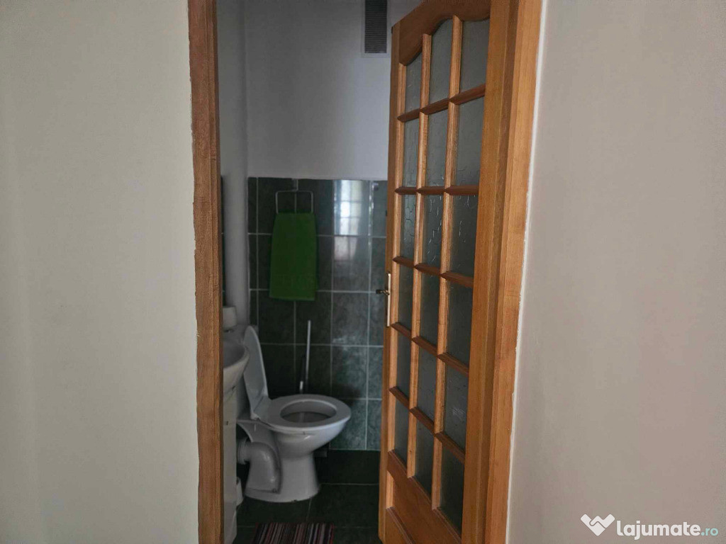 Apartament de 3 camere zona Ciucas,str Ciprian Porumbescu,
