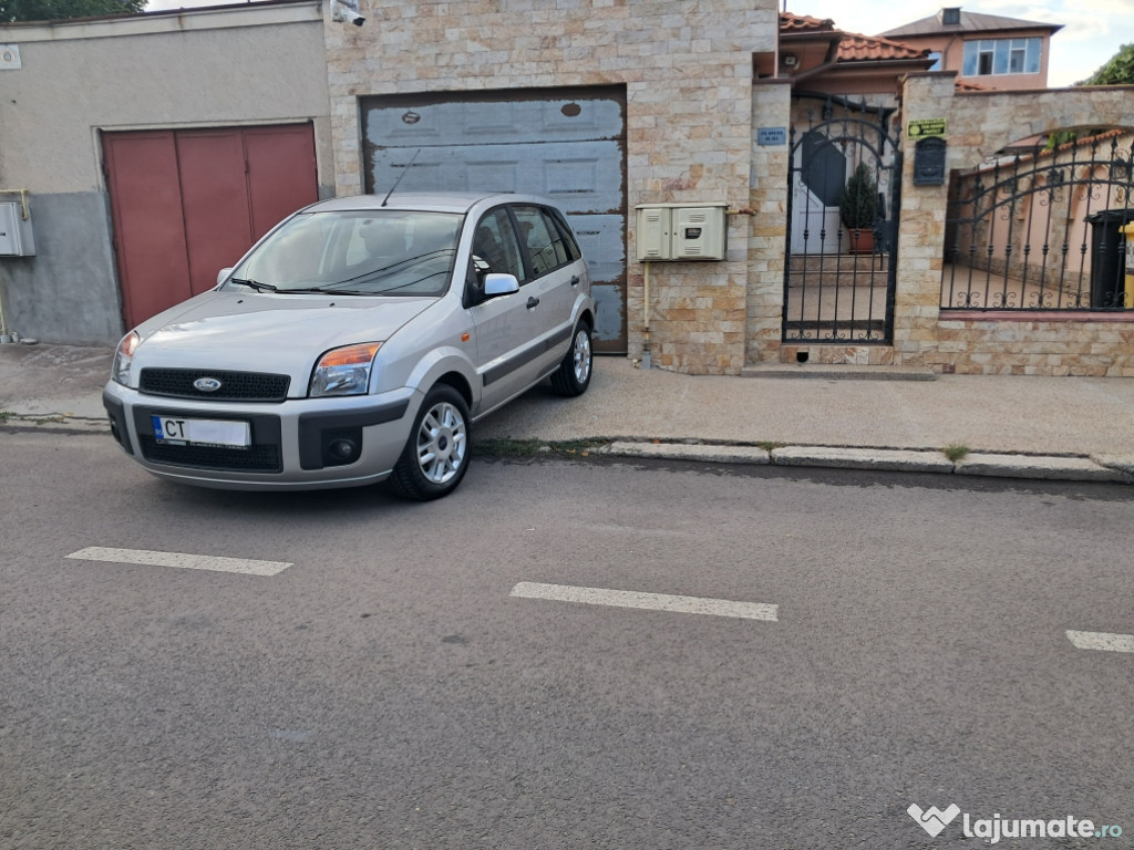 Ford Fusion • 2009 • 88 .000 KM • • Unic Proprietar • Full•
