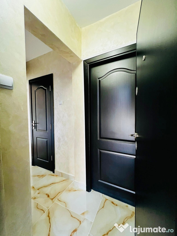 Apartament 3 Camere, Etaj 3, Tecuci - Gheorghe Petrascu