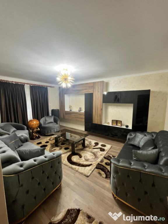 Apartament 3 camere modern, zona centrala, parter- Siret