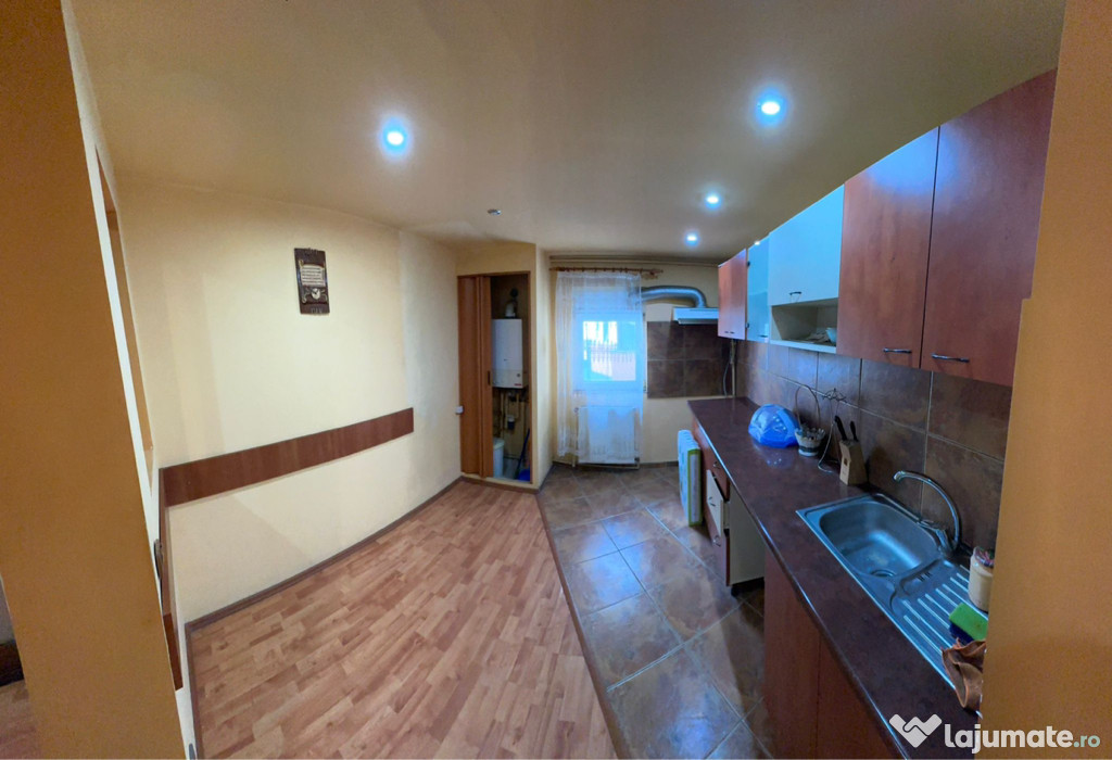 Apartament 4 camere