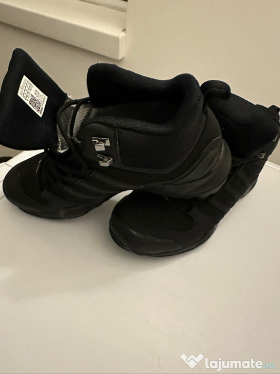 Adidas terrex ghete