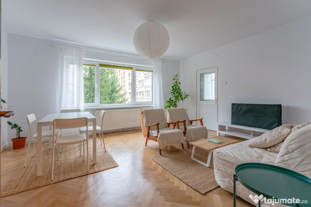 Apartament 3 Camere Decomandat de Închiriat – Zonă Ce...