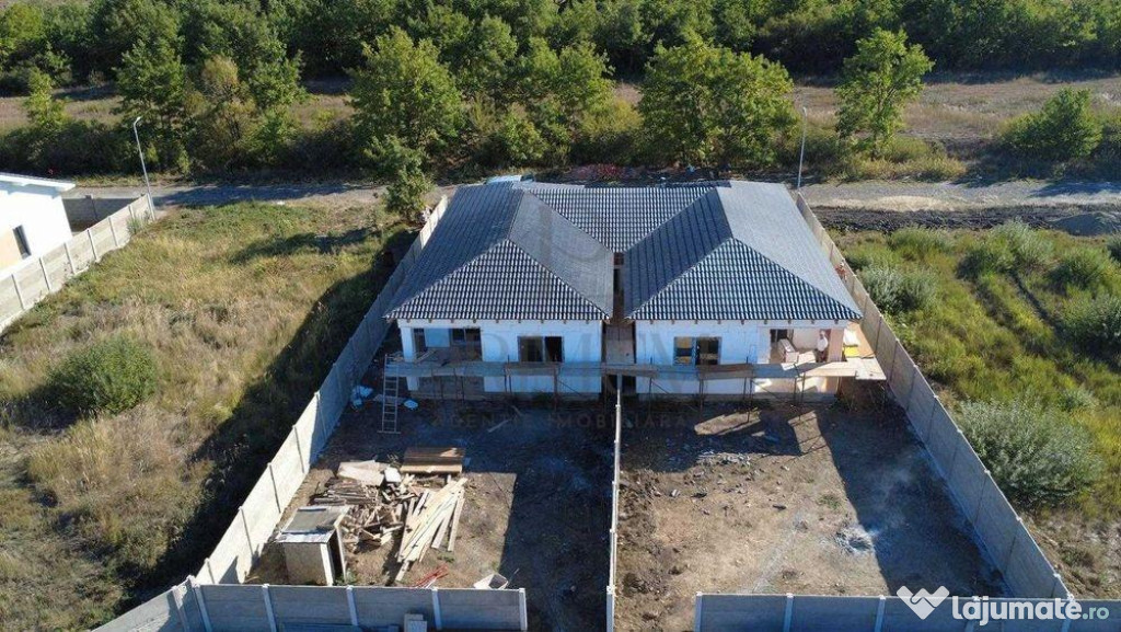Duplex pe parter - despartit prin camera tehnica - posibili