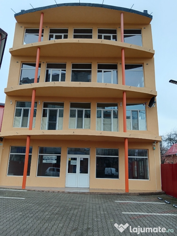 Spațiu comercial de inchiriat
