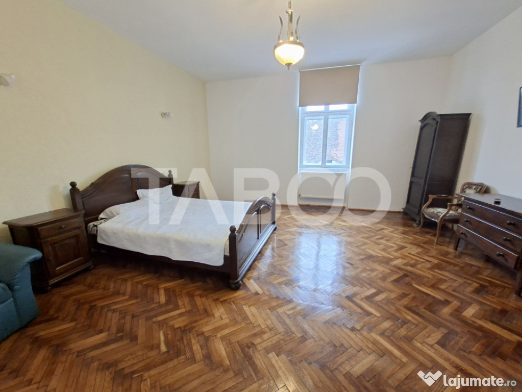 Apartament de inchiriat 2 camere in centrul vechi al orasulu
