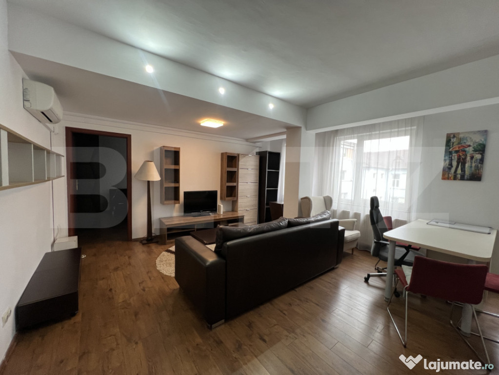 2 Camere Semidecomaandate | Zona The Office