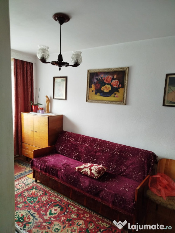 Apartament 3 camere, decomandat, Piatra Neamț