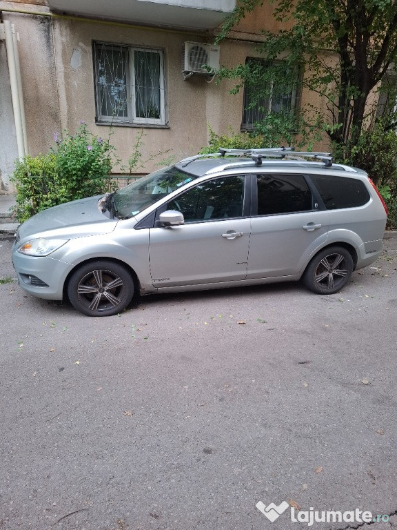 Vând Ford focus2